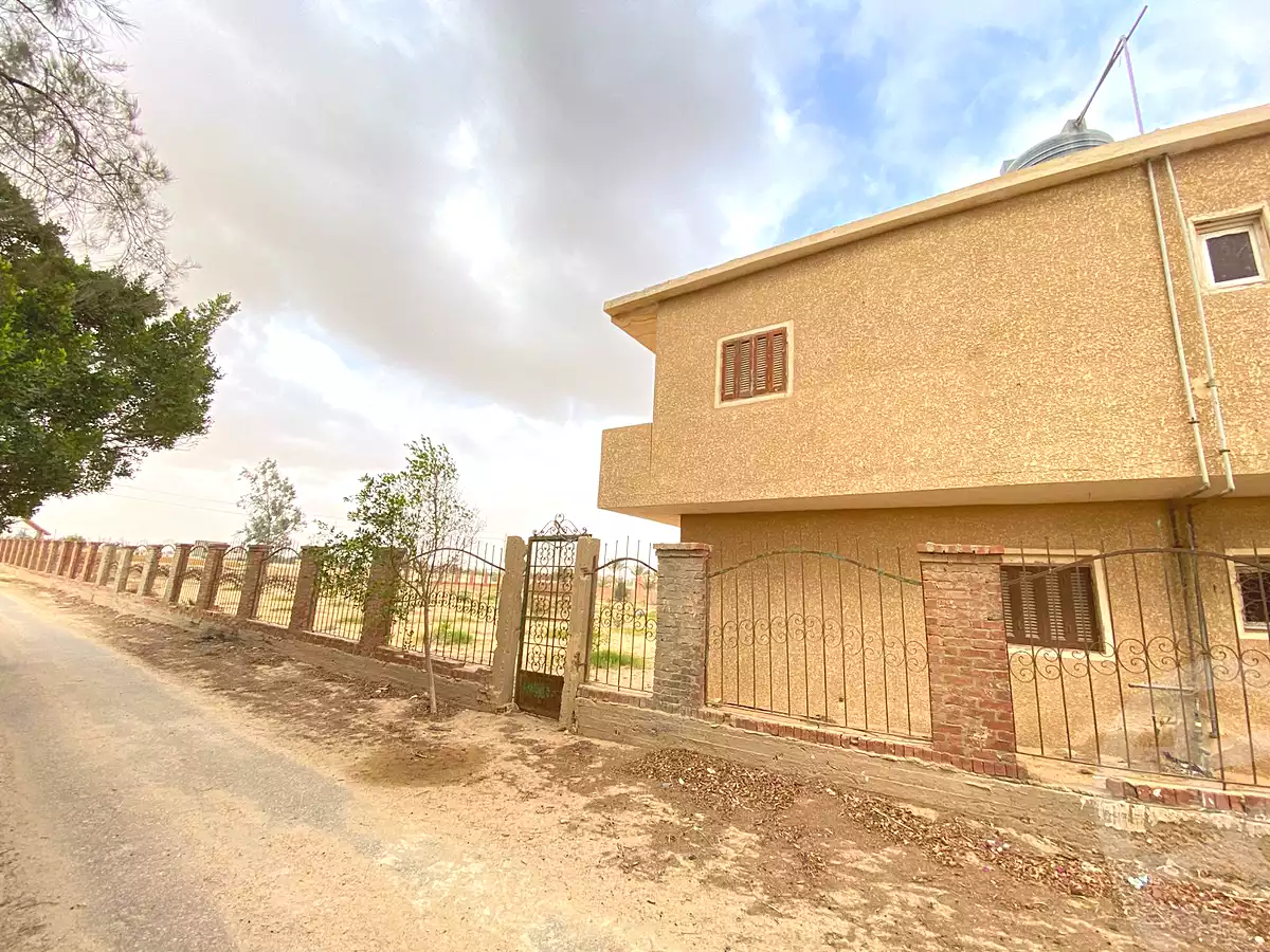 https://aqarmap.com.eg/ar/listing/7267354-for-sale-cairo-el-sheikh-zayed-city-lshykh-zyd-ljdyd-el-reef-el-oroby