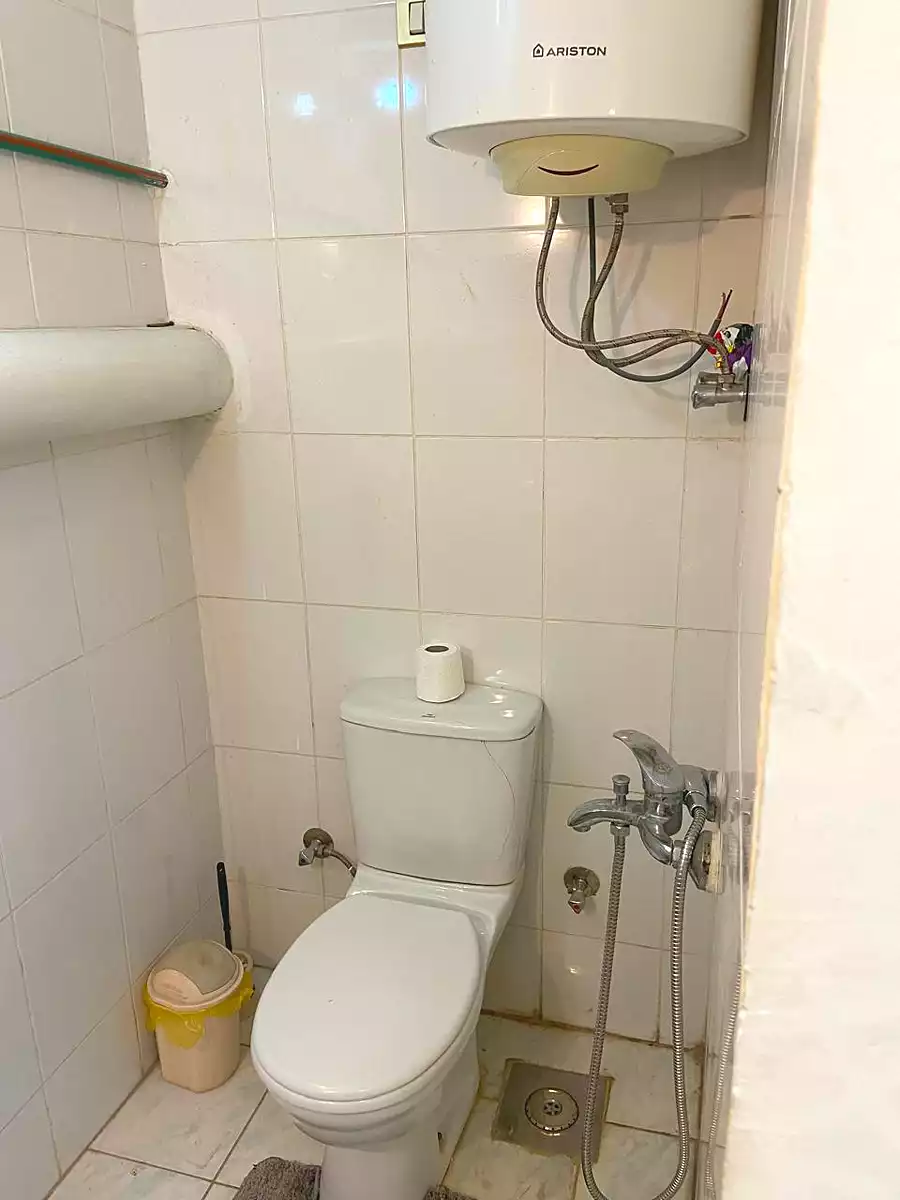 https://aqarmap.com.eg/ar/listing/7267365-for-sale-cairo-new-cairo-el-ahyaa-first-neighborhood-street-1