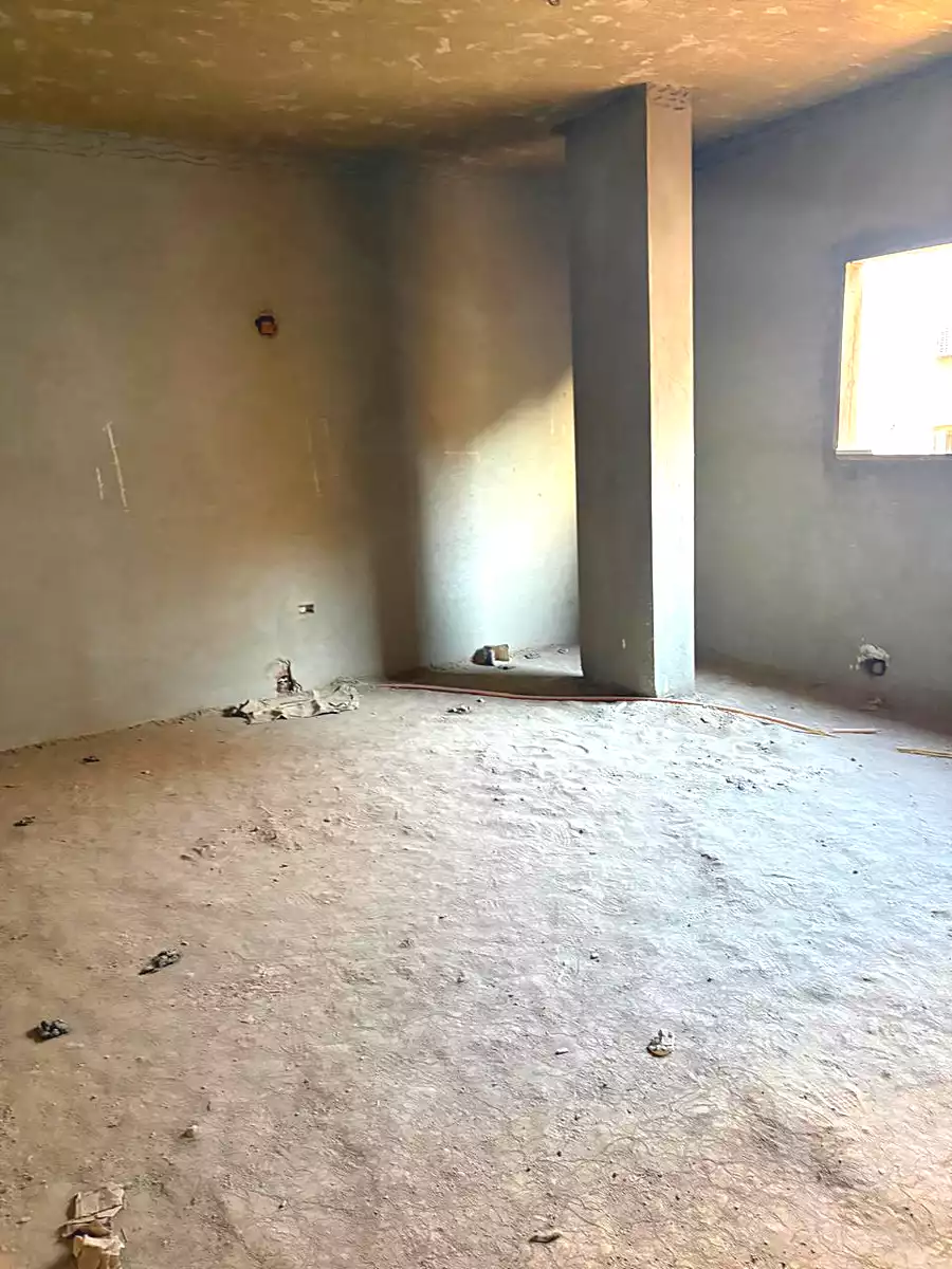 https://aqarmap.com.eg/ar/listing/7267377-for-sale-cairo-new-cairo-compounds-el-mostashareen-compound