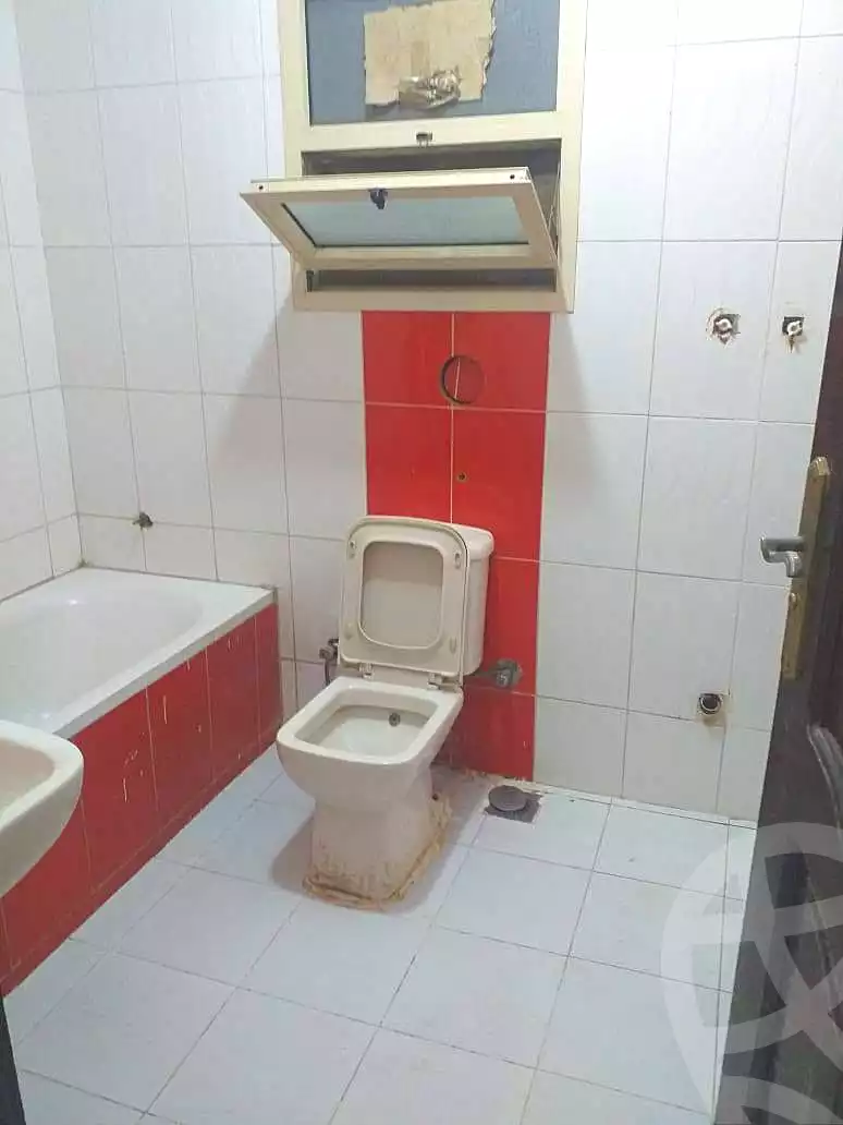 https://aqarmap.com.eg/en/listing/7267403-for-sale-cairo-faisal-kafr-tohormos-queen-nazli-st