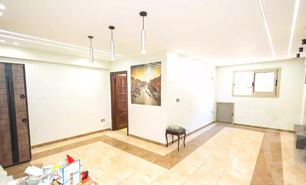 https://aqarmap.com.eg/ar/listing/7267458-for-sale-alexandria-el-asafra-shr-45