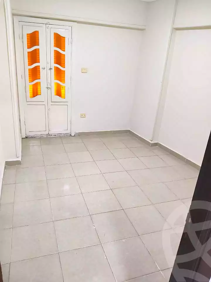 https://aqarmap.com.eg/ar/listing/7267866-for-sale-alexandria-sydy-bshr-sydy-bshr-bhry-gamal-abd-el-nasir-st