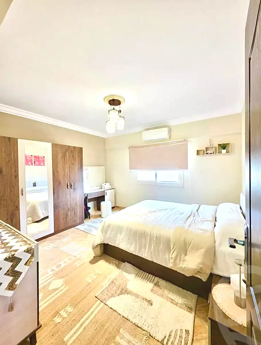 https://aqarmap.com.eg/en/listing/7267875-for-sale-alexandria-el-montazah-el-malek-st
