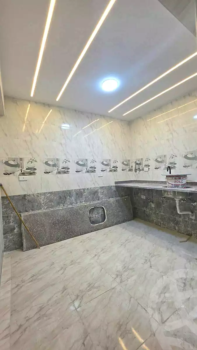 https://aqarmap.com.eg/ar/listing/7268043-for-sale-alexandria-miami-street-57
