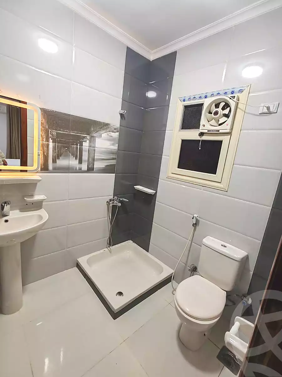 https://aqarmap.com.eg/ar/listing/7268075-for-rent-cairo-el-sheikh-zayed-city-mntq-fr-y-bmdyn-lshykh-zyd