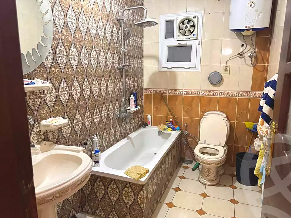 https://aqarmap.com.eg/ar/listing/7268510-for-sale-alexandria-lsywf-al-saaeh-sq