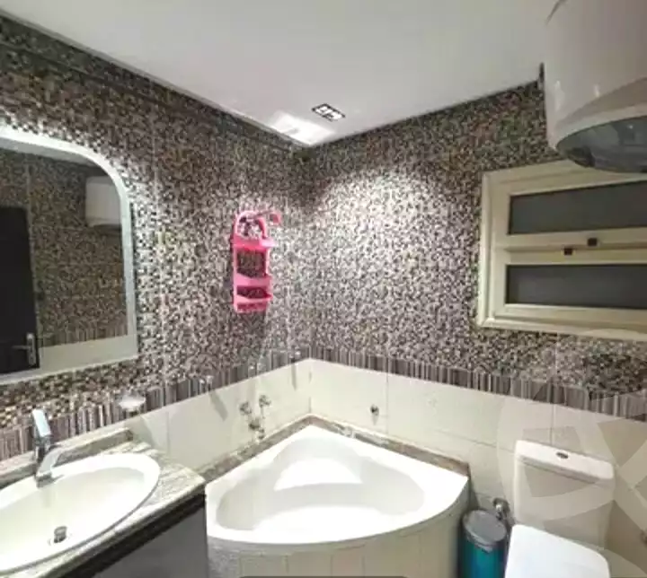 https://aqarmap.com.eg/ar/listing/7268562-for-sale-alexandria-al-agamy-lbytsh-bianchiii