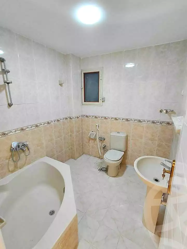 https://aqarmap.com.eg/en/listing/7268756-for-sale-alexandria-sydy-bshr-sydy-bshr-qbly-tahseen-el-seha-school-st