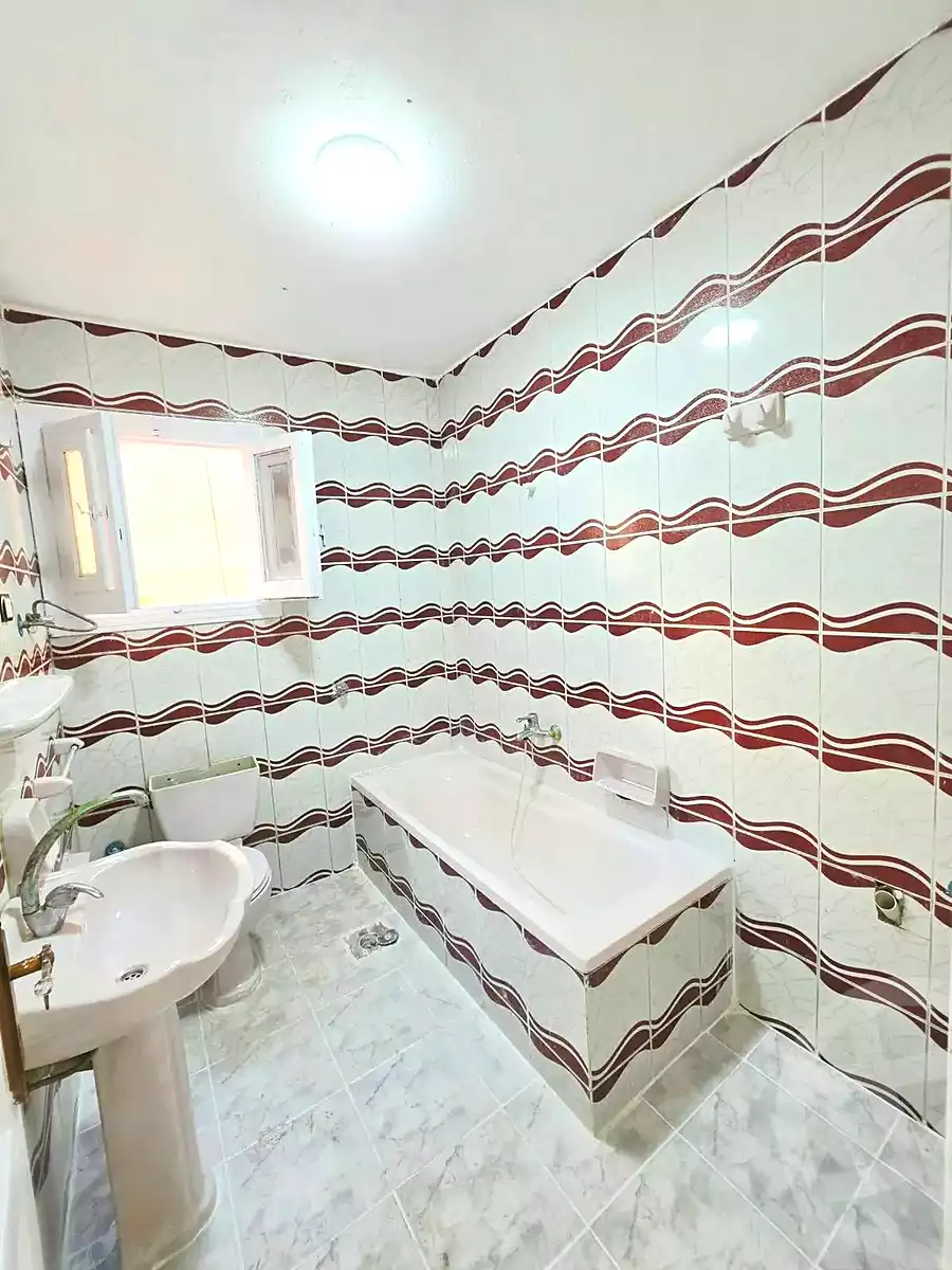 https://aqarmap.com.eg/en/listing/7268907-for-sale-alexandria-al-agamy-shataa-el-nakheel