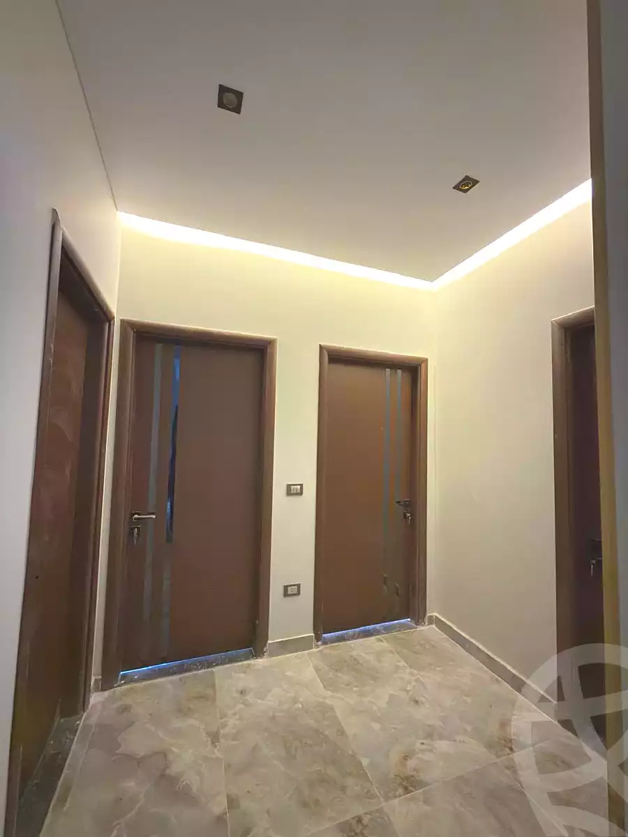 https://aqarmap.com.eg/en/listing/7269101-for-sale-cairo-new-cairo-compounds-grand-caesar-thiqa