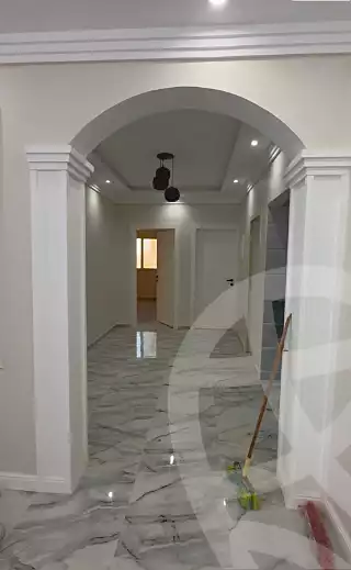 https://aqarmap.com.eg/ar/listing/7269191-for-sale-cairo-al-oubour-tryq-msr-sm-yly-lshrwy-hadayek-el-ferdous