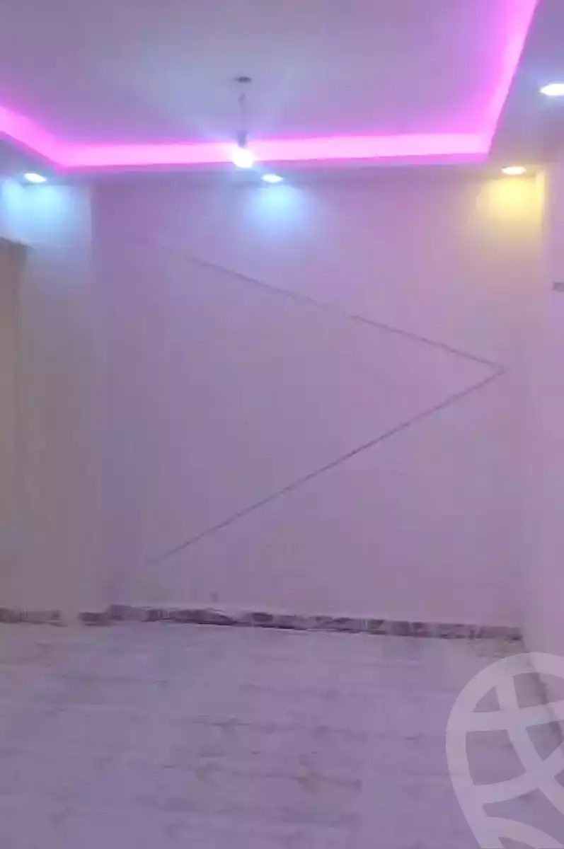 https://aqarmap.com.eg/en/listing/7269274-for-sale-alexandria-al-agamy-el-hanouvel-radwan-st