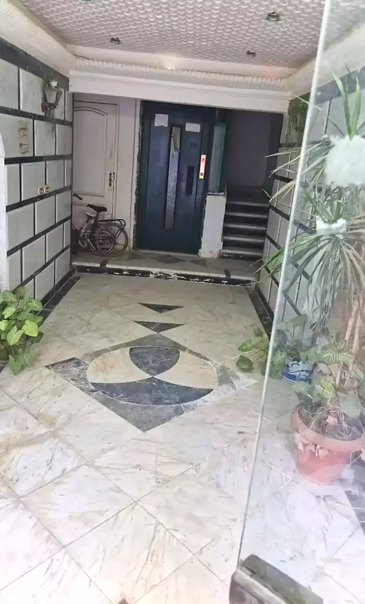 https://aqarmap.com.eg/ar/listing/7269351-for-sale-alexandria-al-agamy-shataa-el-nakheel