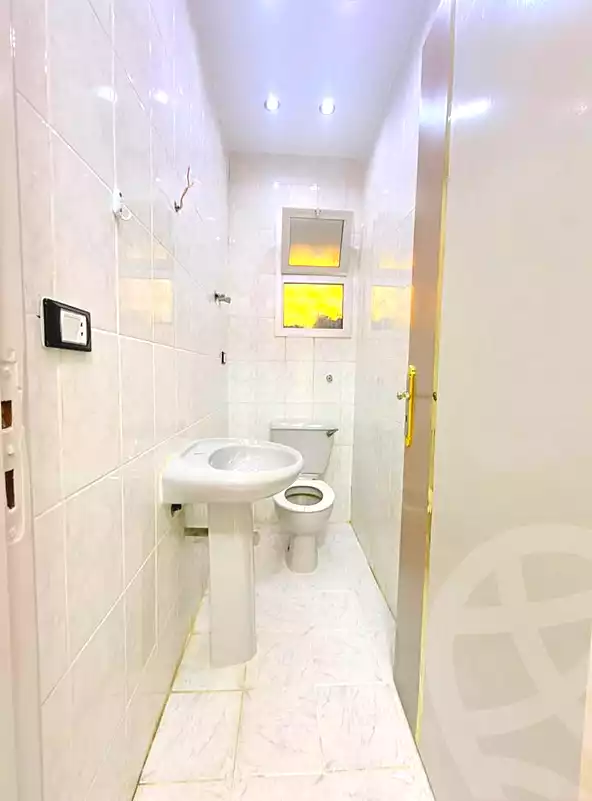 https://aqarmap.com.eg/en/listing/7269377-for-sale-alexandria-al-agamy-shataa-el-nakheel-no-6-st