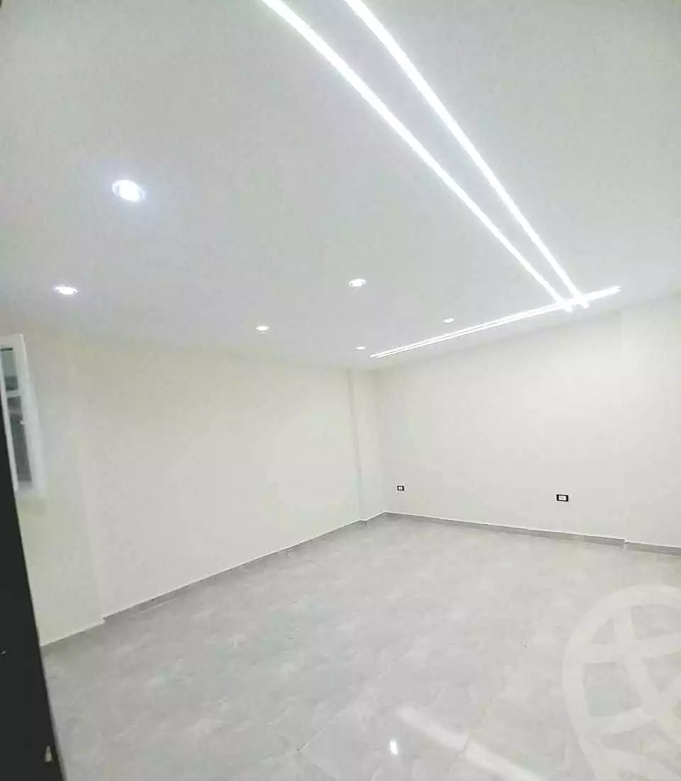 https://aqarmap.com.eg/ar/listing/7269411-for-sale-alexandria-al-agamy-lbytsh-princess-st