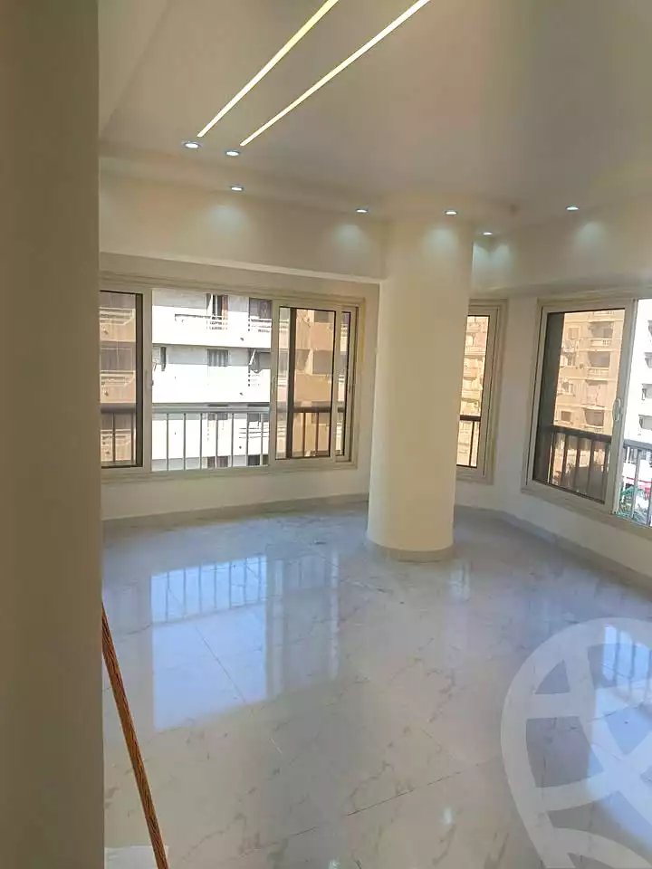 https://aqarmap.com.eg/ar/listing/7269484-for-sale-alexandria-al-agamy-lbytsh