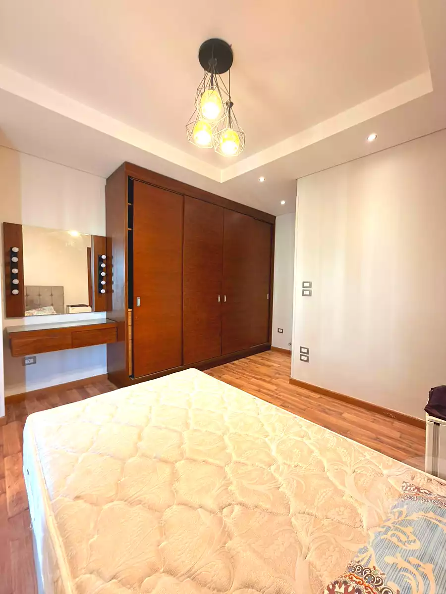 https://aqarmap.com.eg/en/listing/7269692-for-rent-cairo-el-sheikh-zayed-city-compounds-the-courtyard