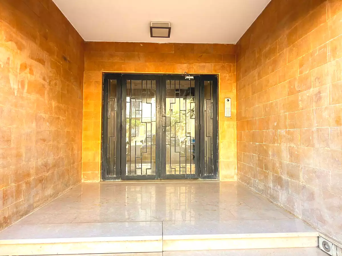 https://aqarmap.com.eg/en/listing/7269692-for-rent-cairo-el-sheikh-zayed-city-compounds-the-courtyard