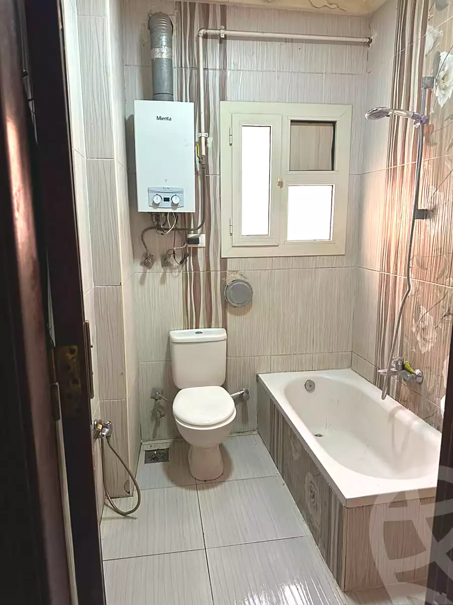 https://aqarmap.com.eg/ar/listing/7269753-for-sale-cairo-6th-of-october-el-ahyaa-neighborhood-5th-no-44-st