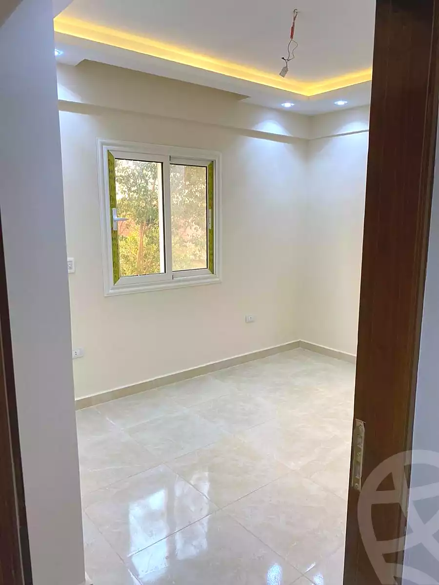 https://aqarmap.com.eg/ar/listing/7270128-for-sale-cairo-6th-of-october-el-ahyaa-neighborhood-3rd-al-hay-al-thalith-st