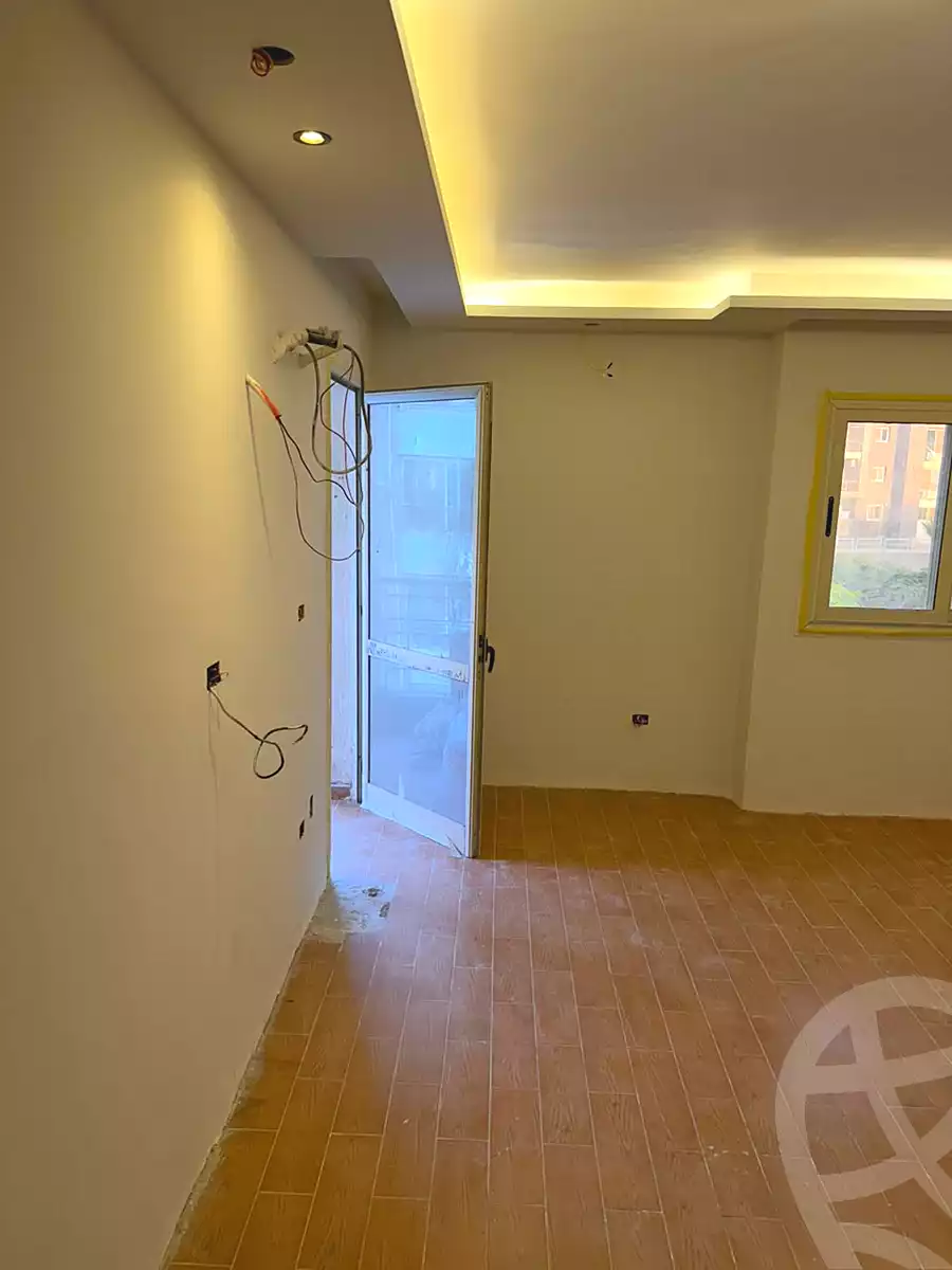 https://aqarmap.com.eg/ar/listing/7270159-for-sale-cairo-new-cairo-compounds-dar-misr-el-koronfel
