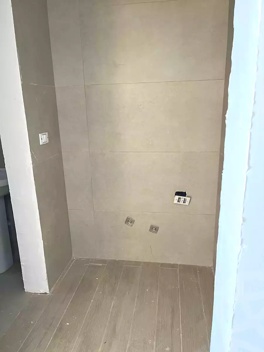 https://aqarmap.com.eg/ar/listing/7270323-for-sale-cairo-new-cairo-compounds-el-mostashareen-compound