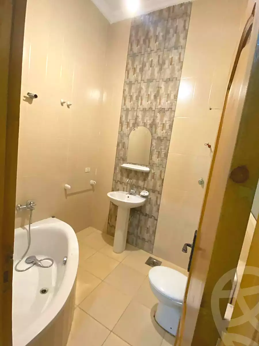 https://aqarmap.com.eg/ar/listing/7270470-for-sale-cairo-el-maadi-compounds-maadi-grand-city