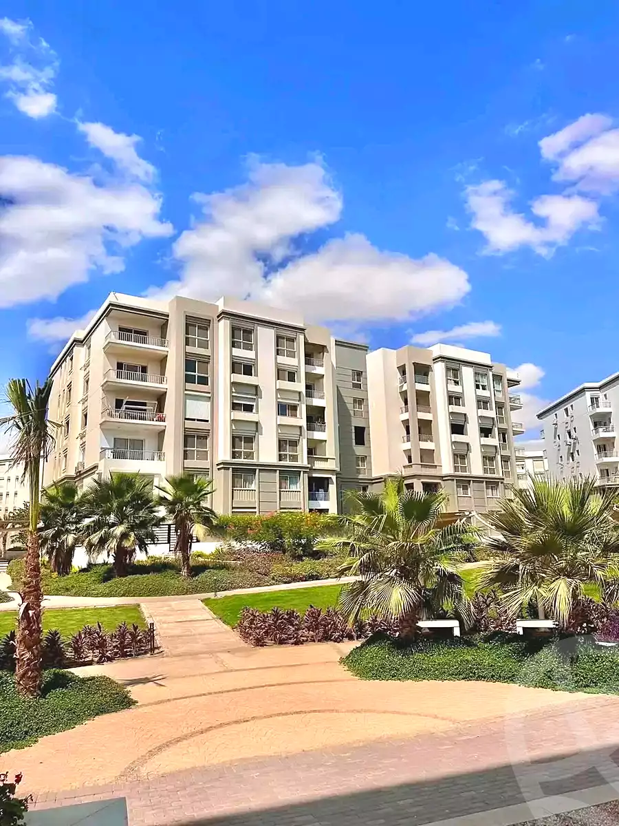 https://aqarmap.com.eg/en/listing/7270525-for-sale-cairo-new-cairo-compounds-hyde-park-centre-ville-hyde-park
