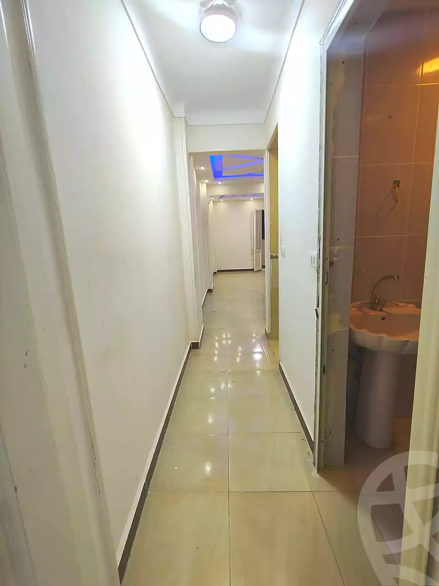 https://aqarmap.com.eg/en/listing/7270647-for-sale-alexandria-lsywf-el-falki