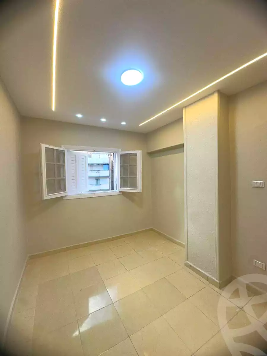 https://aqarmap.com.eg/en/listing/7270683-for-sale-alexandria-miami-street-57