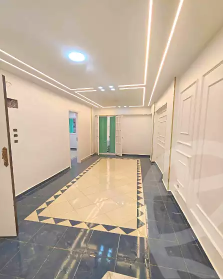 https://aqarmap.com.eg/ar/listing/7270761-for-sale-alexandria-sydy-bshr-sydy-bshr-qbly-tahseen-el-seha-school-st