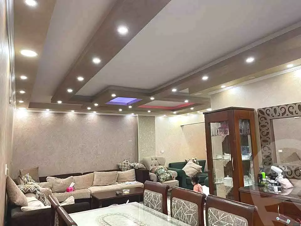 https://aqarmap.com.eg/en/listing/7270801-for-sale-cairo-helwan-mahmoud-zaki-st
