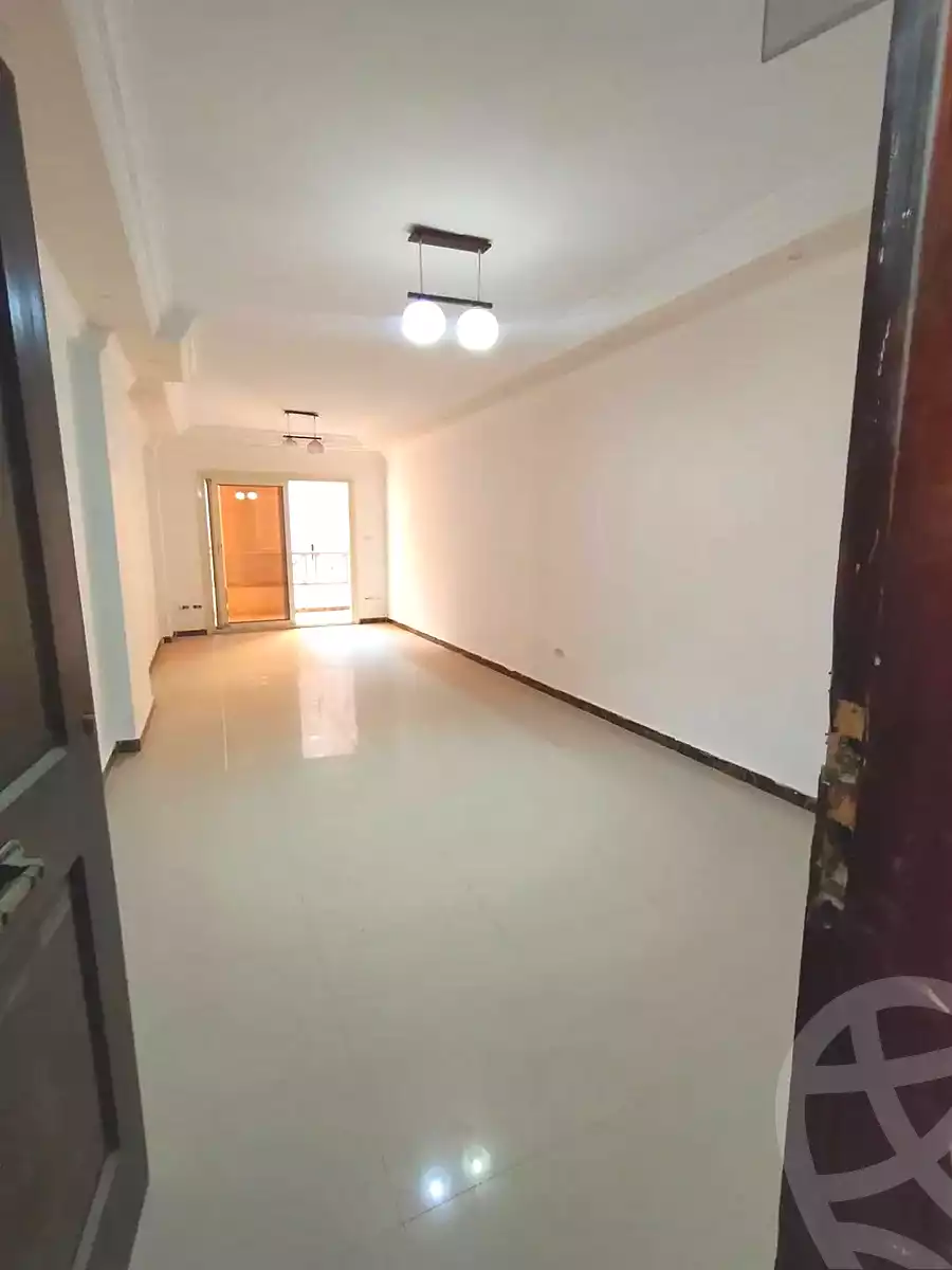 https://aqarmap.com.eg/ar/listing/7270981-for-sale-alexandria-al-agamy-lbytsh-bianchiii