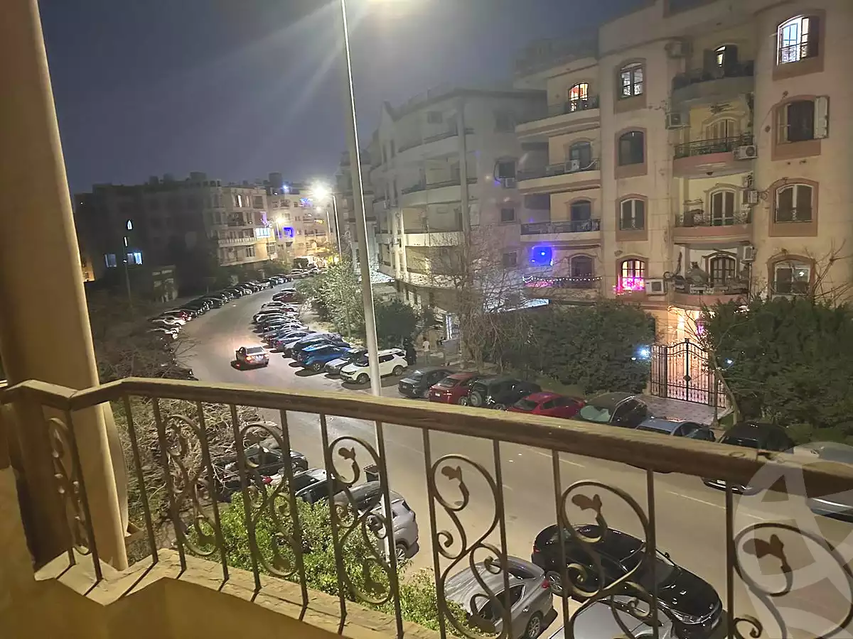 https://aqarmap.com.eg/ar/listing/7271086-for-sale-cairo-new-cairo-el-narges-el-narges-omarat-mohamed-sabry-abu-alam-st