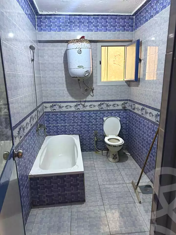 https://aqarmap.com.eg/en/listing/7271096-for-sale-alexandria-al-agamy-el-hanouvel