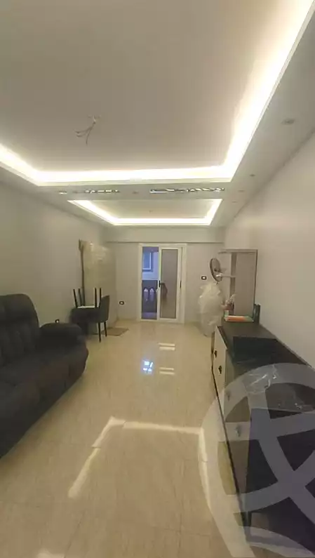 https://aqarmap.com.eg/ar/listing/7271327-for-sale-alexandria-new-miami-street-10