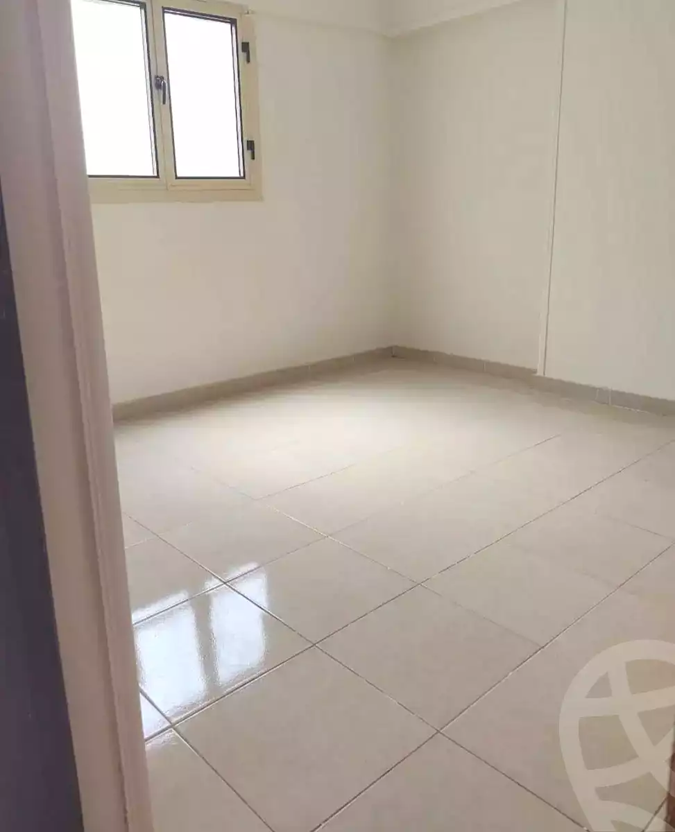 https://aqarmap.com.eg/en/listing/7271630-for-sale-alexandria-sydy-bshr-sydy-bshr-bhry-gamal-abd-el-nasir-st