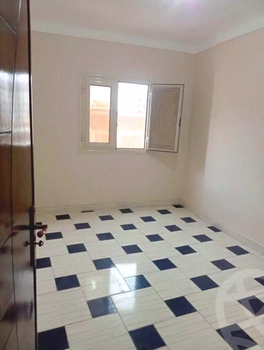 https://aqarmap.com.eg/ar/listing/7271959-for-sale-alexandria-al-agamy-lbytsh-kafr-el-agamy-st