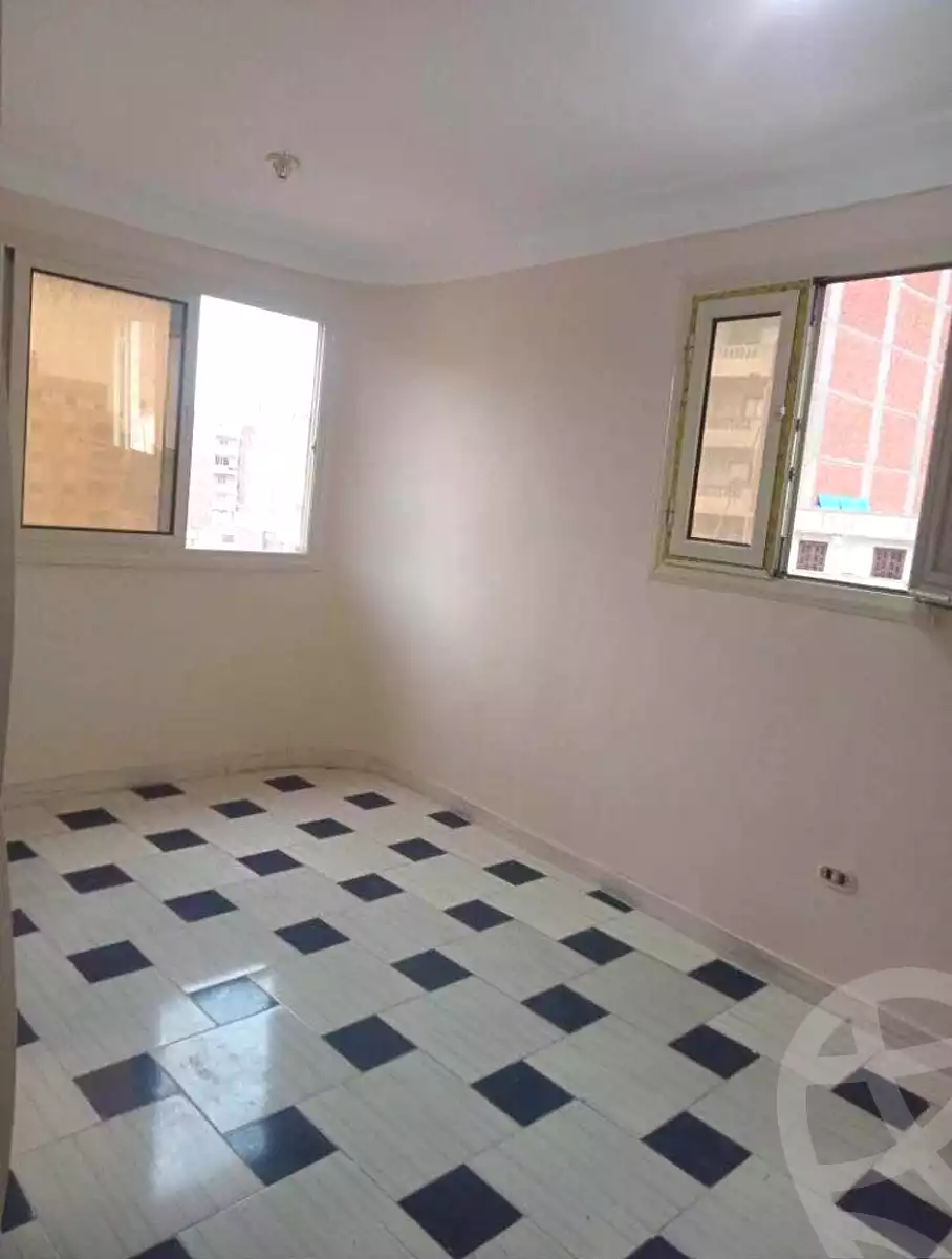 https://aqarmap.com.eg/ar/listing/7271959-for-sale-alexandria-al-agamy-lbytsh-kafr-el-agamy-st