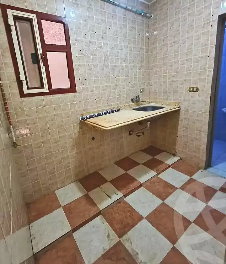 https://aqarmap.com.eg/en/listing/7272148-for-sale-alexandria-lsywf-el-falki