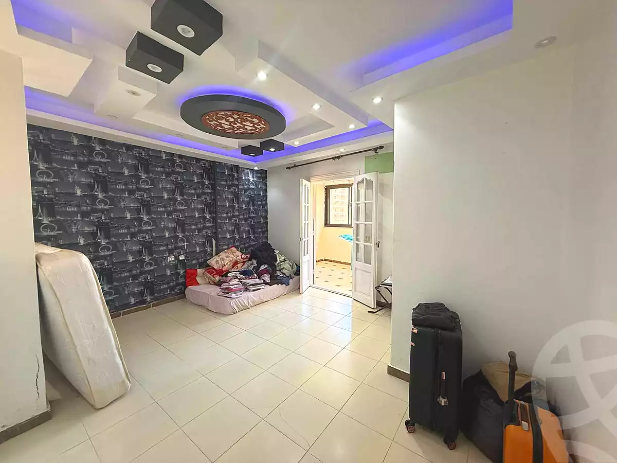 https://aqarmap.com.eg/ar/listing/7272161-for-sale-alexandria-tharwat