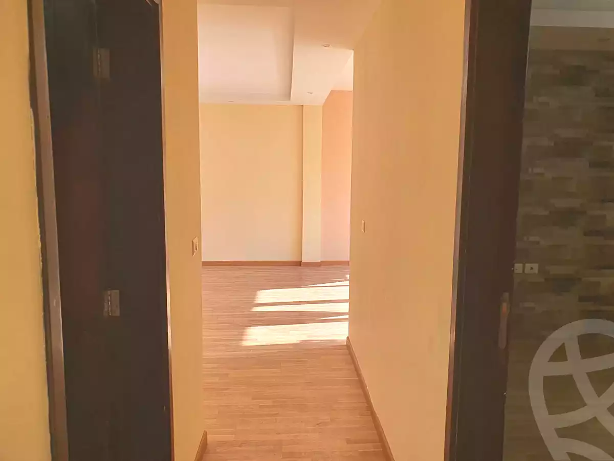 https://aqarmap.com.eg/en/listing/7272192-for-rent-cairo-el-sheikh-zayed-city-compounds-dh-drys