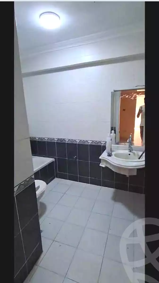 https://aqarmap.com.eg/en/listing/7272240-for-sale-alexandria-al-agamy-bw-ywsf