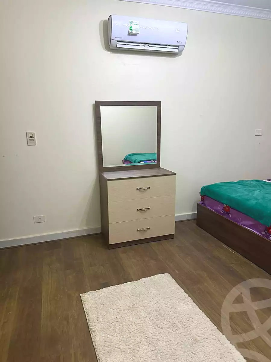 https://aqarmap.com.eg/ar/listing/7272340-for-sale-cairo-new-cairo-lrhb-city-phase-1-youssef-el-sebaey-st
