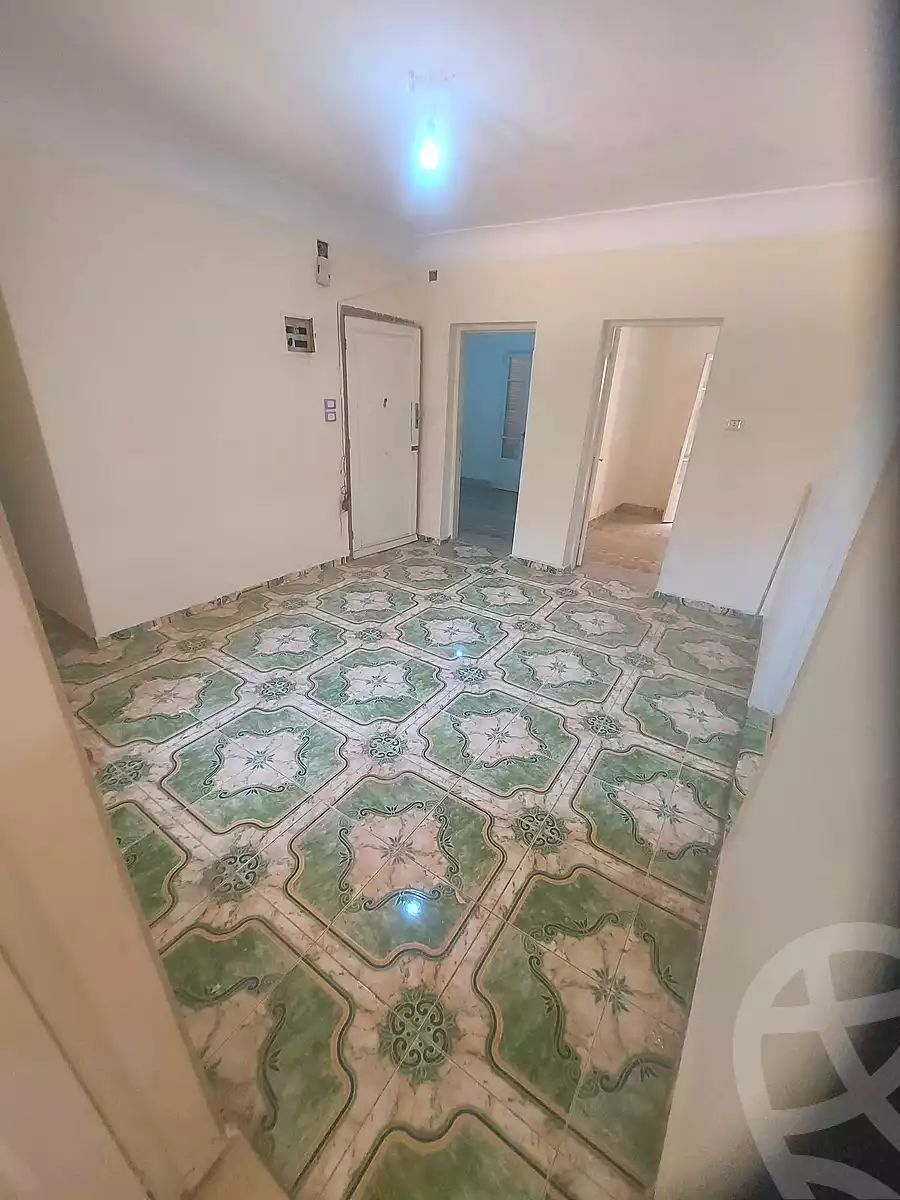 https://aqarmap.com.eg/en/listing/7272355-for-sale-cairo-helwan-helwan-el-sharkeya-ismael-kamel-st