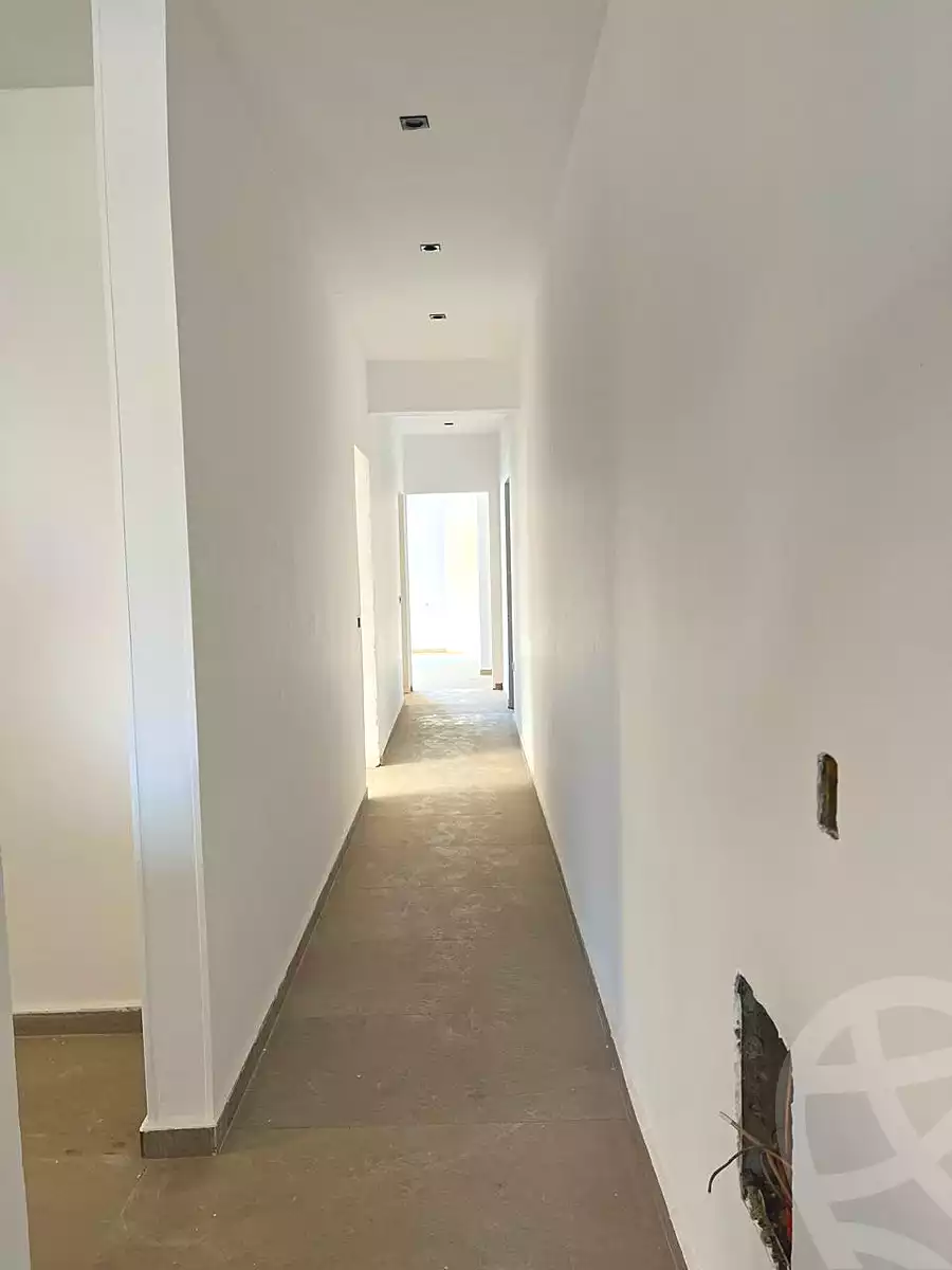https://aqarmap.com.eg/ar/listing/7272479-for-sale-cairo-new-cairo-compounds-el-mostashareen-compound