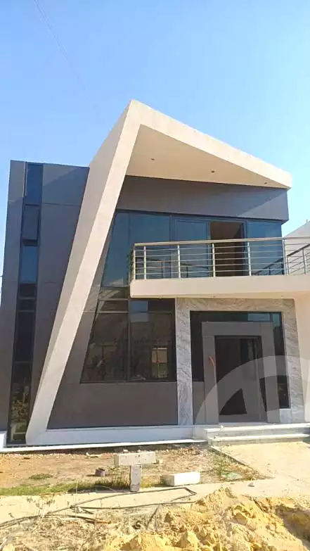 https://aqarmap.com.eg/en/listing/7272981-for-sale-cairo-el-shorouk-compounds-life-view