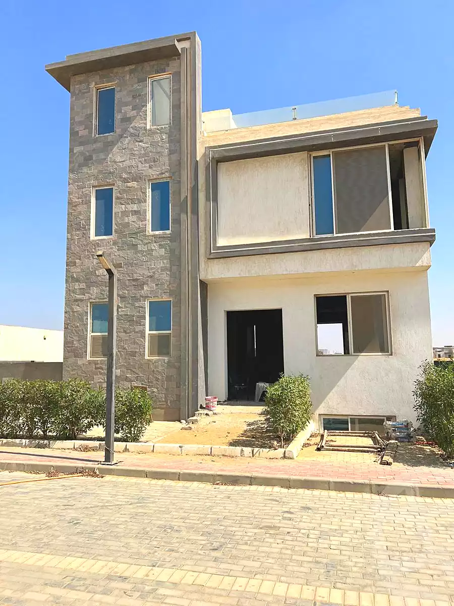 https://aqarmap.com.eg/en/listing/7273015-for-sale-cairo-el-sheikh-zayed-city-lshykh-zyd-ljdyd-cedar-hills-compound