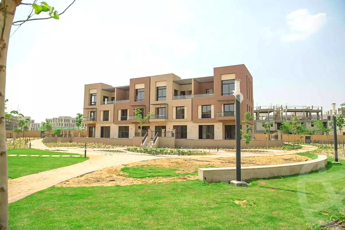 https://aqarmap.com.eg/ar/listing/7273036-for-sale-cairo-new-cairo-compounds-district-5-d-park-district-5-compound-marakez