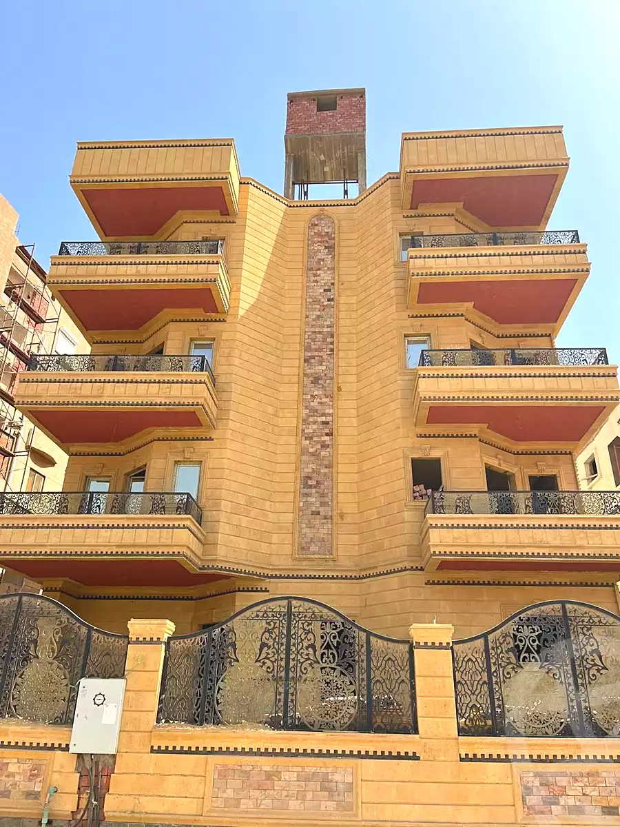 https://aqarmap.com.eg/ar/listing/7273065-for-sale-cairo-new-cairo-compounds-el-mostashareen-compound